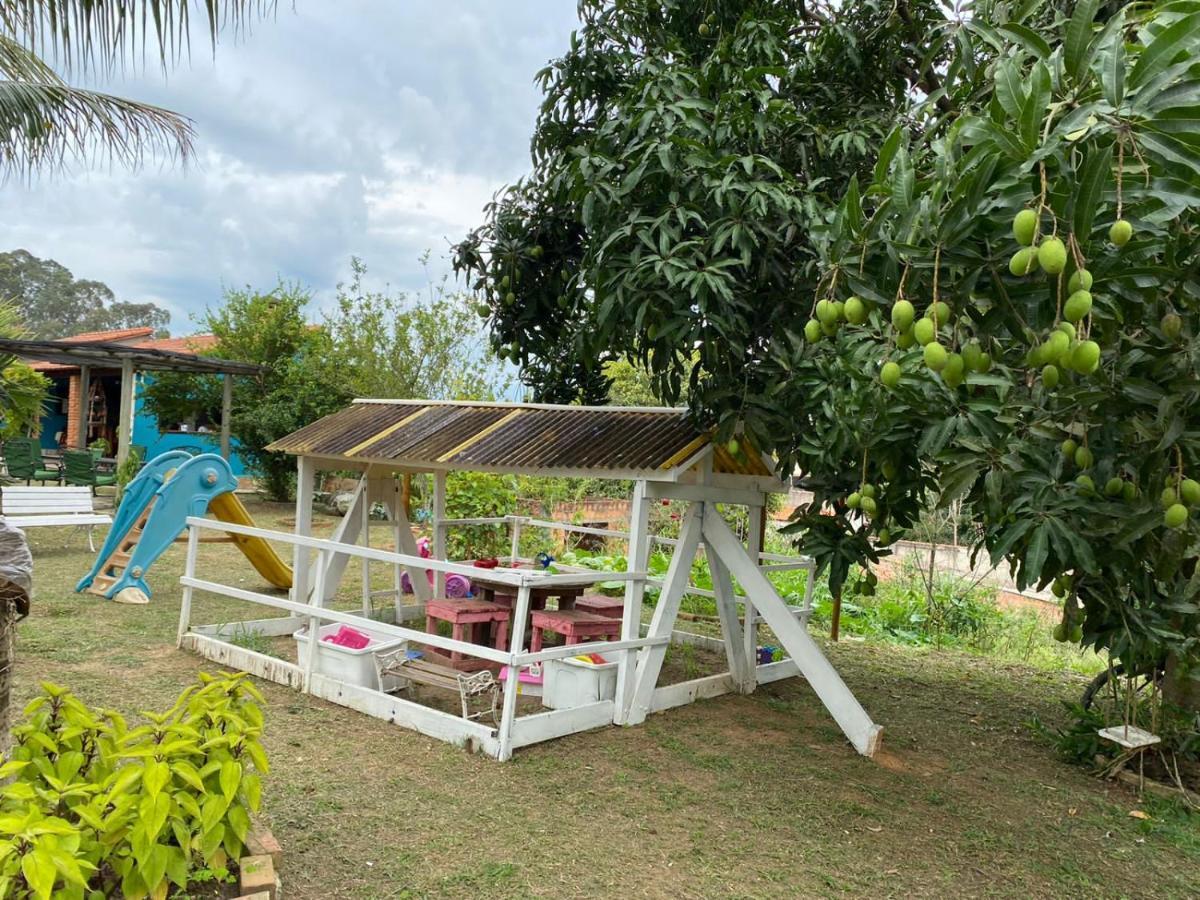 Hospedagem Recanto Das Orquideas Quatis Exteriör bild