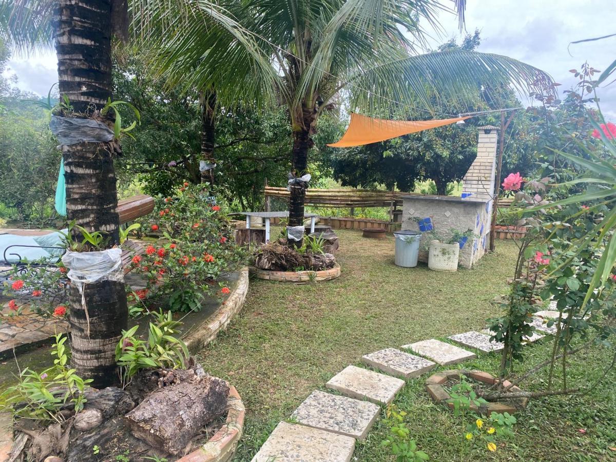 Hospedagem Recanto Das Orquideas Quatis Exteriör bild